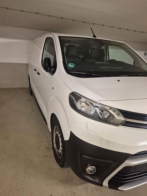 Weiß Gebraucht 2021 Toyota Proace Executive Van / Kleinbus | 17.100 € - Bild 1/4