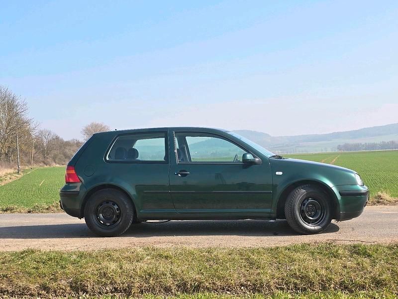 Gebraucht VW Golf III 101 PS (74 kW) 1998 Grün Kleinwagen