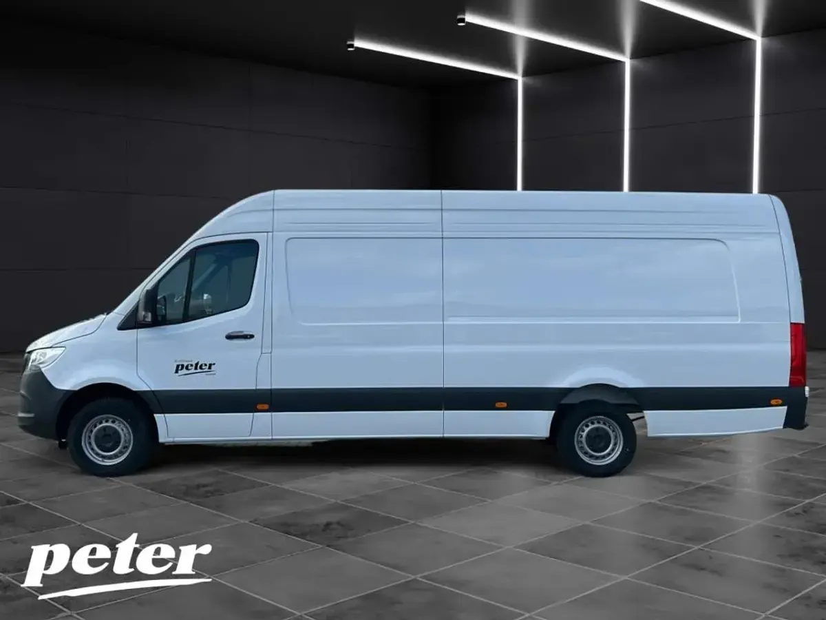 Gebraucht Mercedes Sprinter 170 PS (125 kW) 2026 Weiß Van