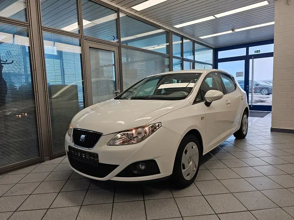 Gebraucht Seat Ibiza 69 PS (50 kW) 2011 Weiß Kleinwagen