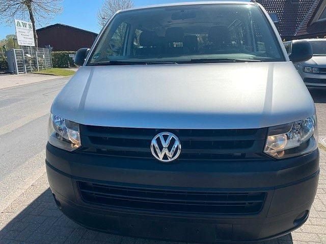 Second-hand VW T5 140 CP (102 kW) 2015 Argintiu Van