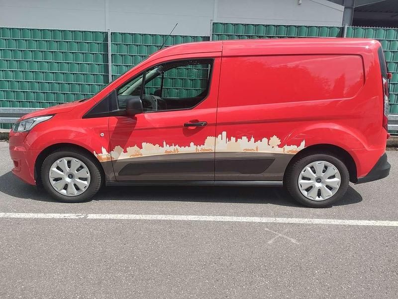 Gebraucht Ford Transit Connect Trend 101 PS (74 kW) 2019 Racerot Van / Kleinbus