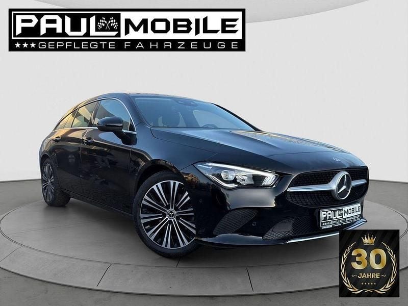 Schwarz Gebraucht 2020 Mercedes CLA200 Shooting Brake Kombi | 23.739 € (Guter Preis) - Bild 1/4