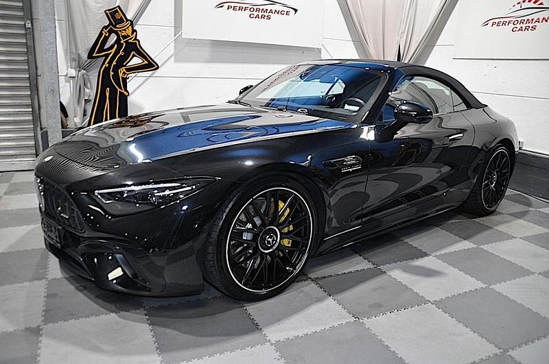 Schwarz Gebraucht 2023 Mercedes SL63 AMG AMG Cabrio | 121.999 € - Bild 1/4