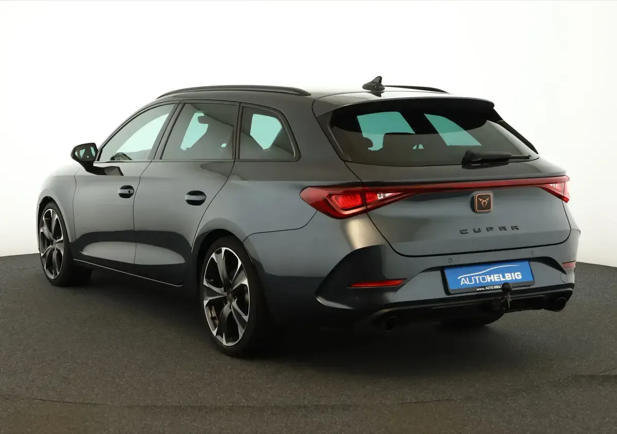 Gebraucht Cupra Leon VZ 245 PS (180 kW) 2024 Magnetic tech grey metallic