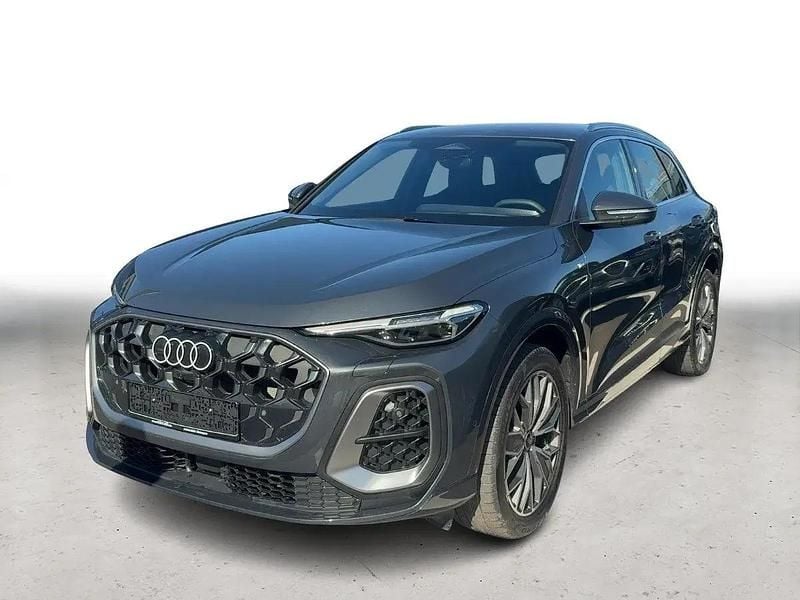 Gebraucht Audi Q5 Ambiente 150 PS (110 kW) 2025 Grau SUV