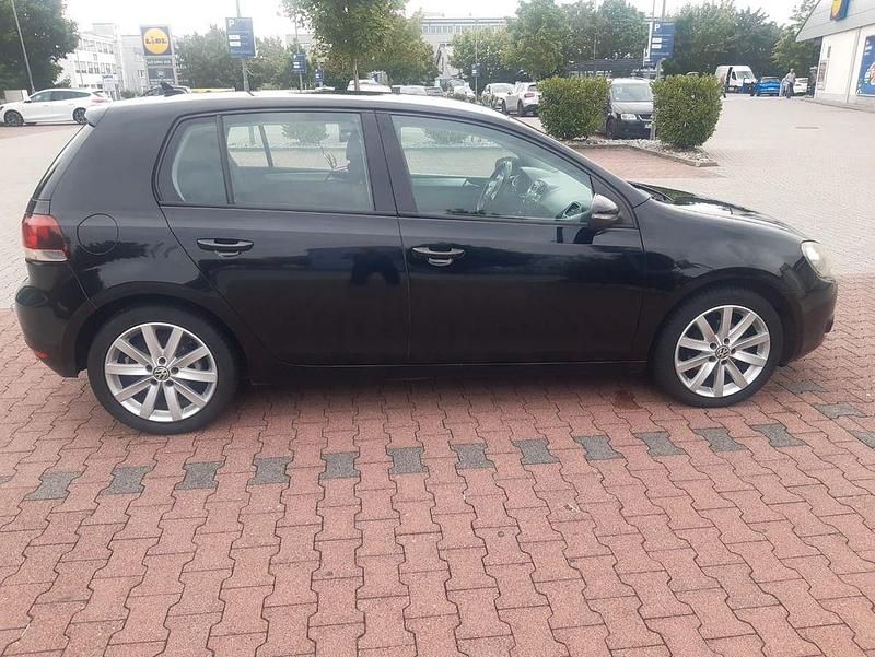 Gebraucht VW Golf VI Comfortline 110 PS (80 kW) 2009 Schwarz Kleinwagen