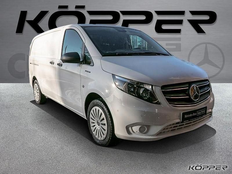 Gebraucht Mercedes e-Vito 85 kW (116 PS) 2021 Weiß Van / Kleinbus