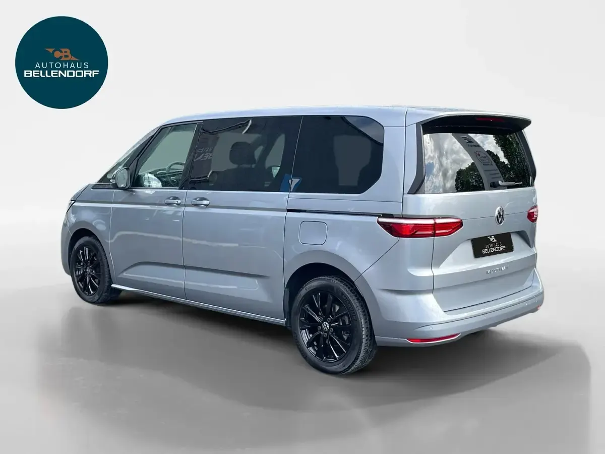 Gebraucht VW Multivan Life 136 PS (100 kW) 2024 Monosilber metallic Van / Kleinbus