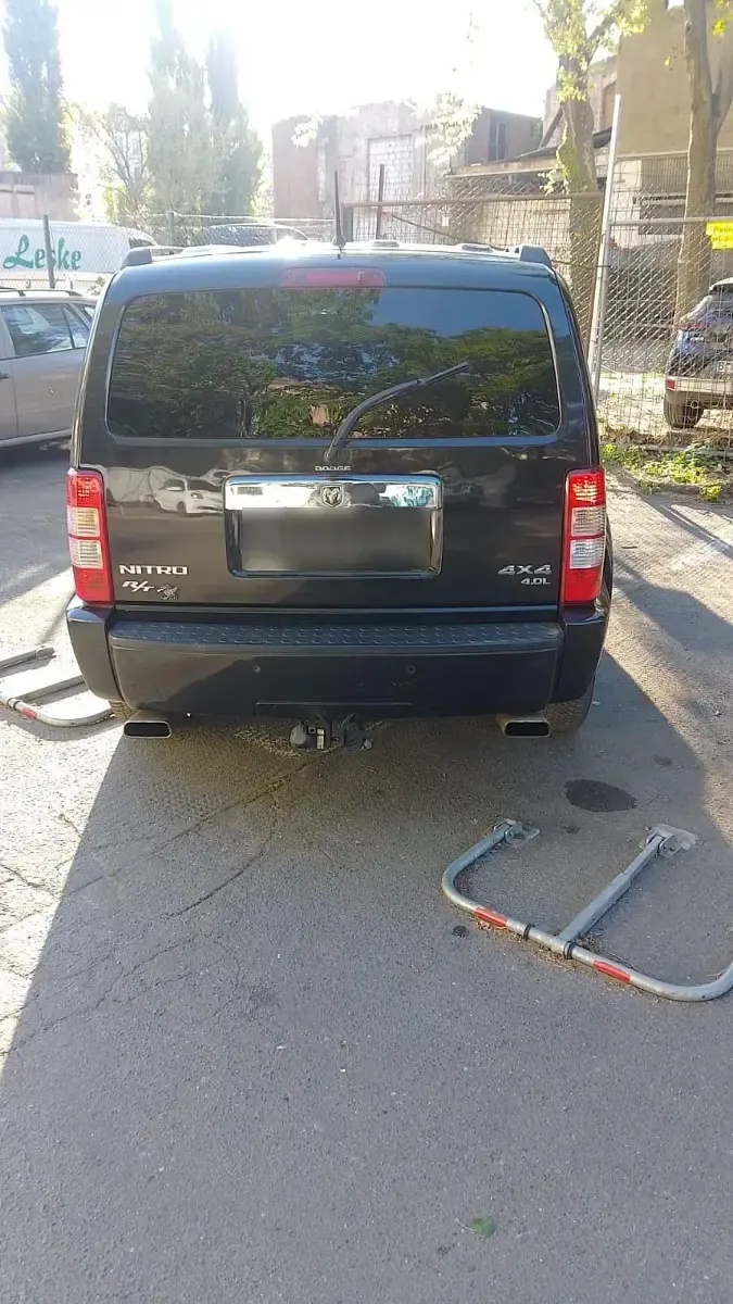 Usata Dodge Nitro 260 CV (191 kW) 2008 Nero SUV
