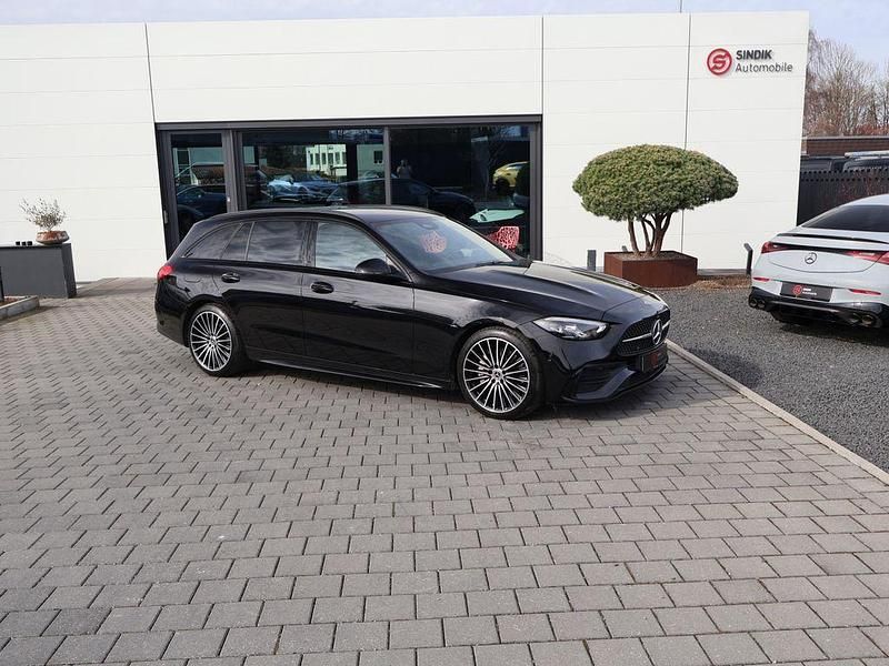 Gebraucht Mercedes C300 AMG line 265 PS (194 kW) 2023 Obsidianschwarz  metalliclack Kombi