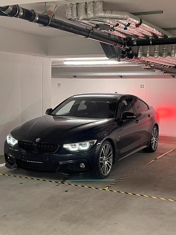 Schwarz Gebraucht 2017 BMW 440 Coupé | 27.400 € (Fairer Preis) - Bild 1/4