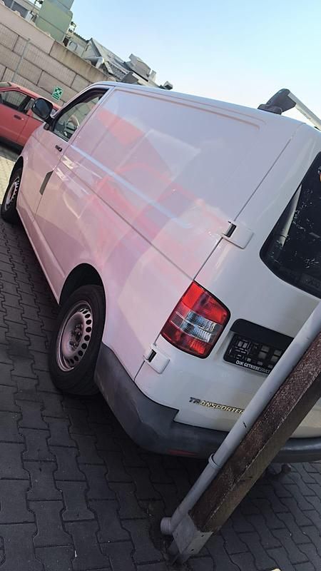 Gebraucht VW Transporter 102 PS (75 kW) 2011 Weiß Van