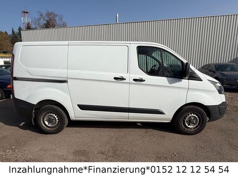 Second-hand Ford Transit Custom 105 CP (77 kW) 2017 Alb Monovolum