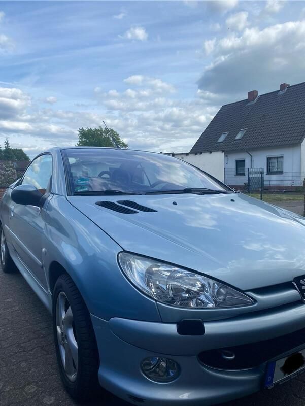 Blau Gebraucht 2004 Peugeot 206 CC Cabrio | 490 € (Superpreis) - Bild 1/4