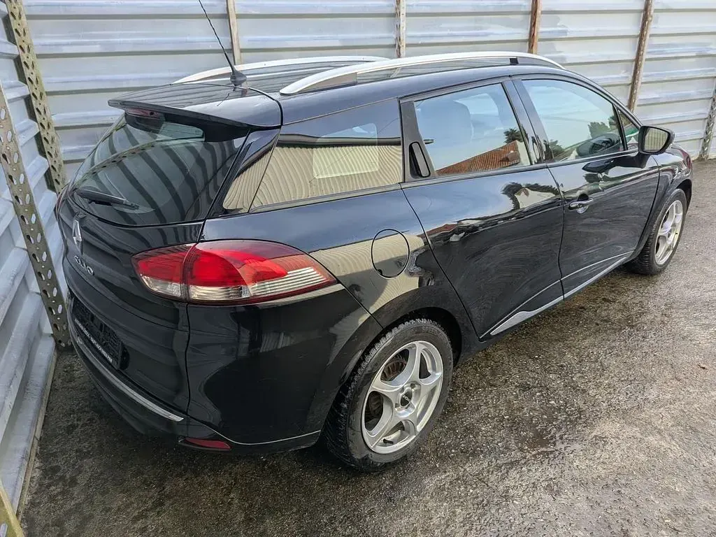 Gebraucht Renault Clio IV Dynamique 120 PS (88 kW) 2016 Schwarz Limousine