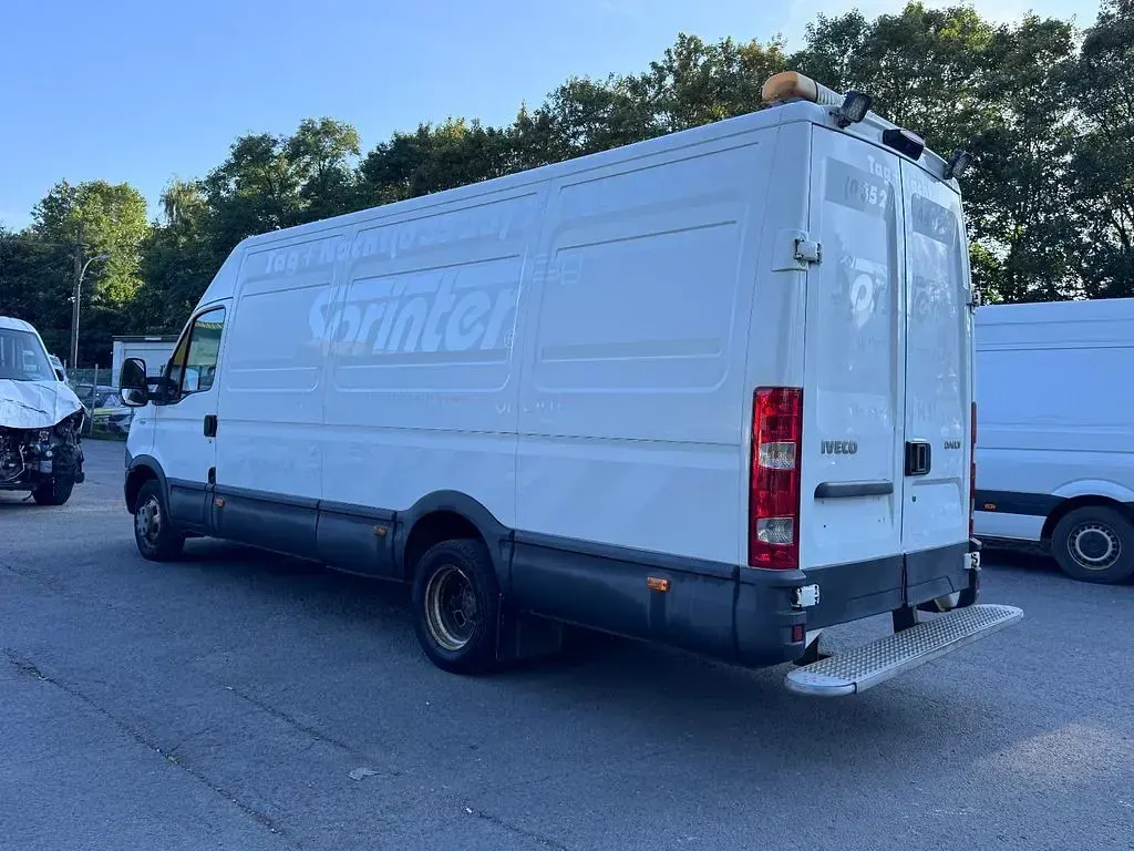 Gebraucht Iveco Daily 170 PS (125 kW) 2014 Weiß Limousine