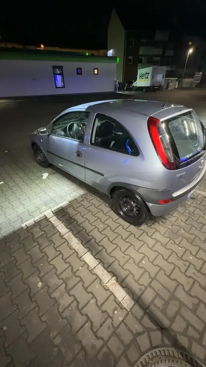 Usata Opel Corsa 60 CV (44 kW) 2003 Blu Utilitaria