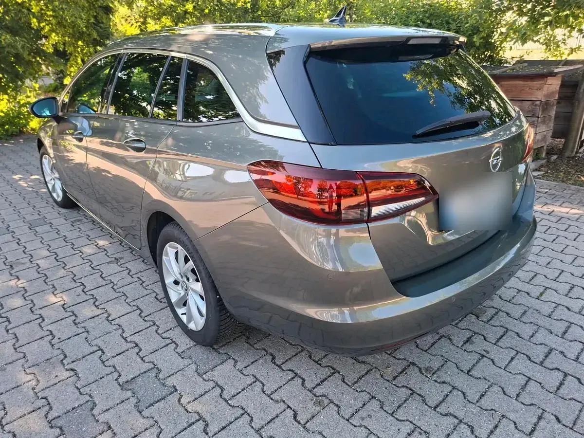 Gebraucht Opel Astra Innovation 136 PS (100 kW) 2019 Grau Kombi