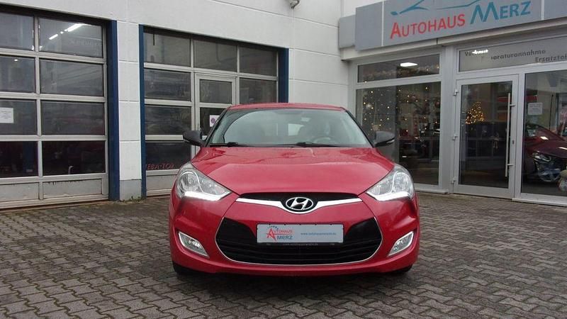 Gebraucht Hyundai Veloster Style 140 PS (102 kW) 2012 Rot
