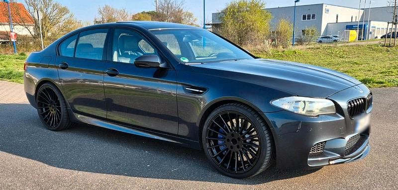 Gebraucht BMW M5 Performance 560 PS (411 kW) 2012 Grau Limousine