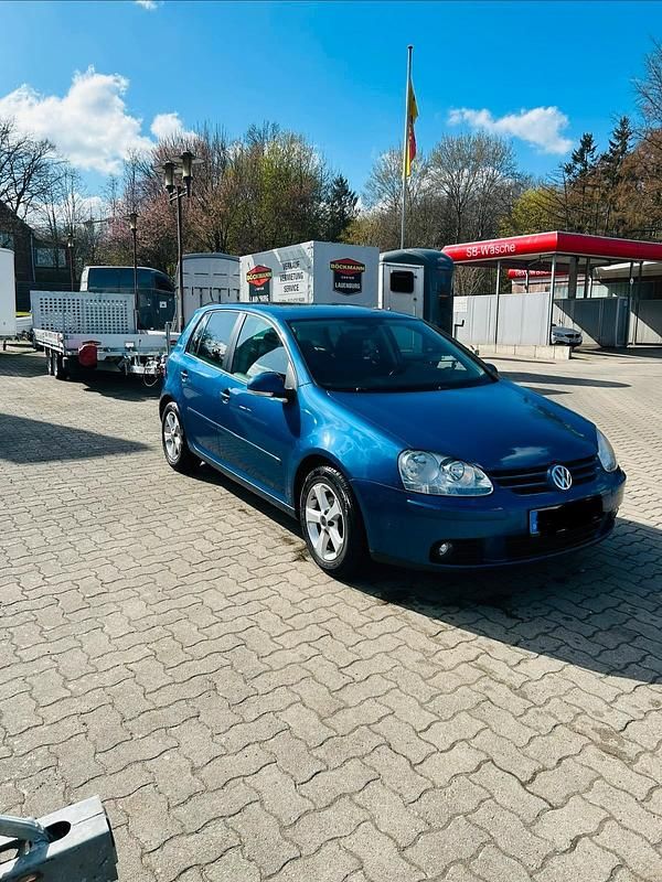 Gebraucht VW Golf V 140 PS (102 kW) 2007 Blau Limousine