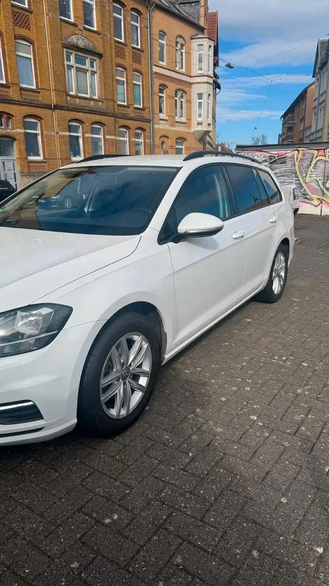 Gebraucht VW Golf VII 150 PS (110 kW) 2018 Weiß Limousine