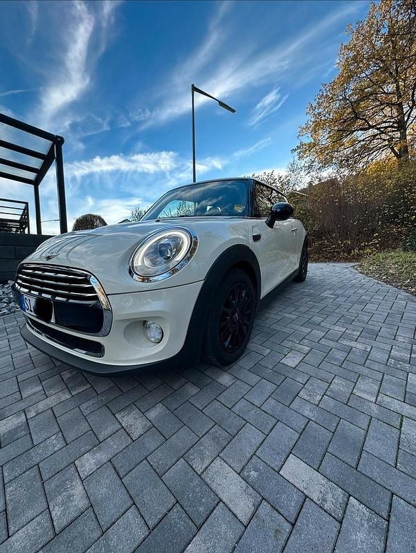 Second-hand Mini Cooper D 116 CP (85 kW) 2015 Alb Hatchback