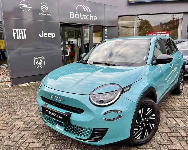 Acqua blau Gebraucht 2024 Fiat 600 SUV | 20.990 € (Guter Preis) - Bild 1/4