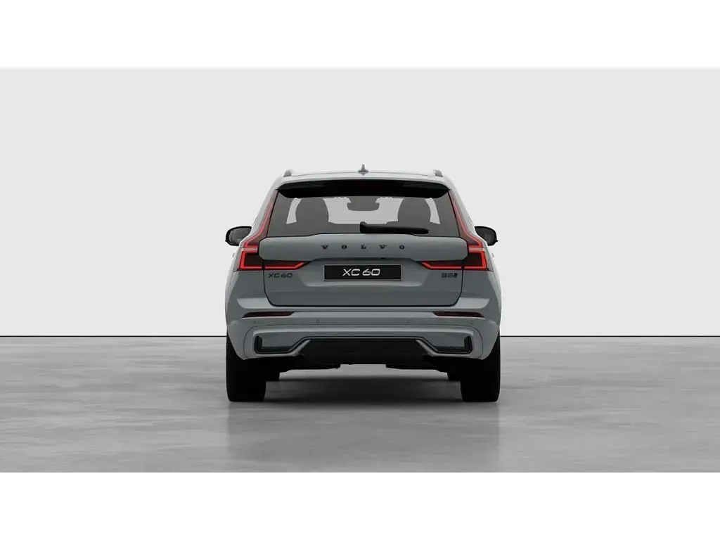 Neu Volvo XC60 Plus 250 PS (183 kW) 2026 Grau SUV