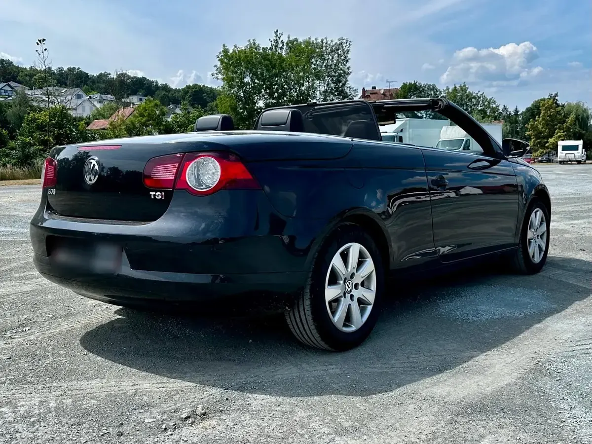 Gebraucht VW Eos 122 PS (89 kW) 2009 Schwarz Cabrio