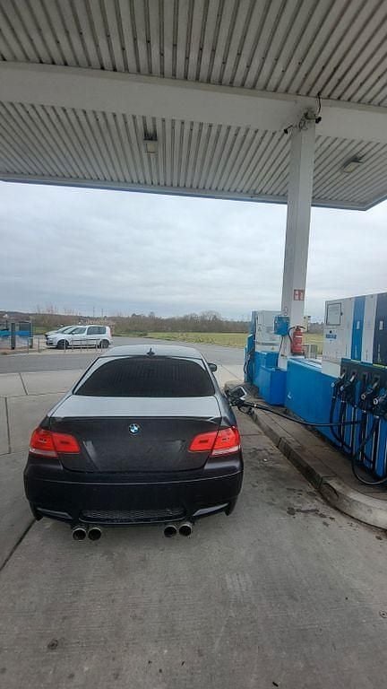 Second-hand BMW 320 Performance 170 CP (125 kW) 2009 Negru Coupe