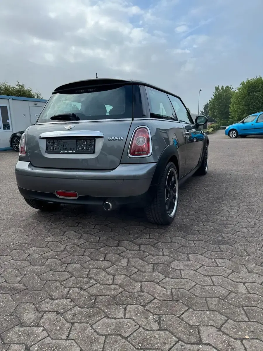 Używany Mini Cooper 120 KM (88 kW) 2009 Szary Hatchback