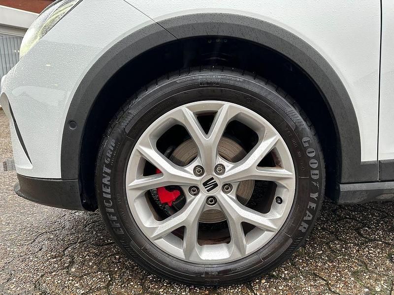 Gebraucht Seat Arona FR 150 PS (110 kW) 2024 Weiß SUV
