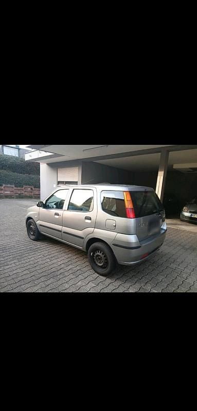 Gebraucht Subaru Justy 94 PS (69 kW) 2004 Silber Kleinwagen