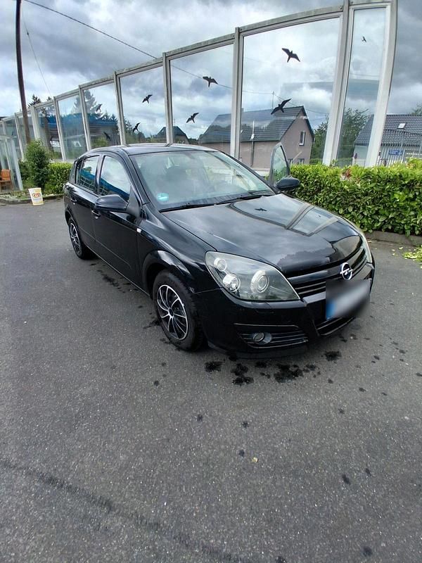 Schwarz Gebraucht 2005 Opel Astra Kleinwagen | 1.200 € (Fairer Preis) - Bild 1/4
