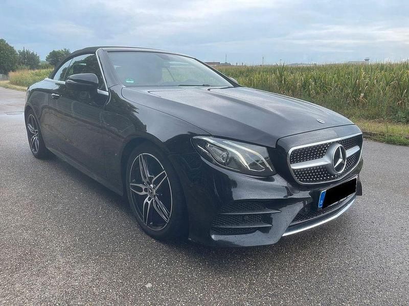 Gebraucht Mercedes E220 AMG line 194 PS (142 kW) 2017 Schwarz Cabrio