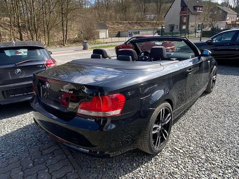 Gebraucht BMW 120 Cabriolet 177 PS (130 kW) 2008 Schwarz ii Cabrio