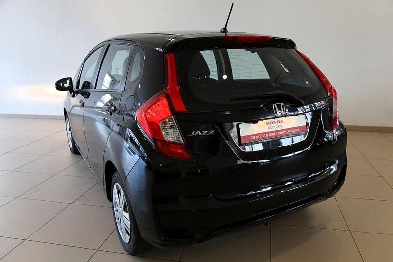Gebraucht Honda Jazz Trend 102 PS (75 kW) 2018 Schwarz Kleinwagen
