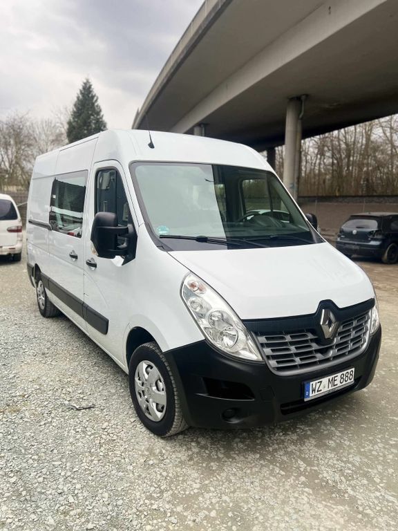 Weiß Gebraucht 2018 Renault Master Van | 15.999 € (Etwas zu teuer) - Bild 1/4