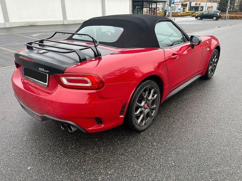 Usado Abarth 124 Spider 170 HP (125 kW) 2017 Vermelho Cabrios