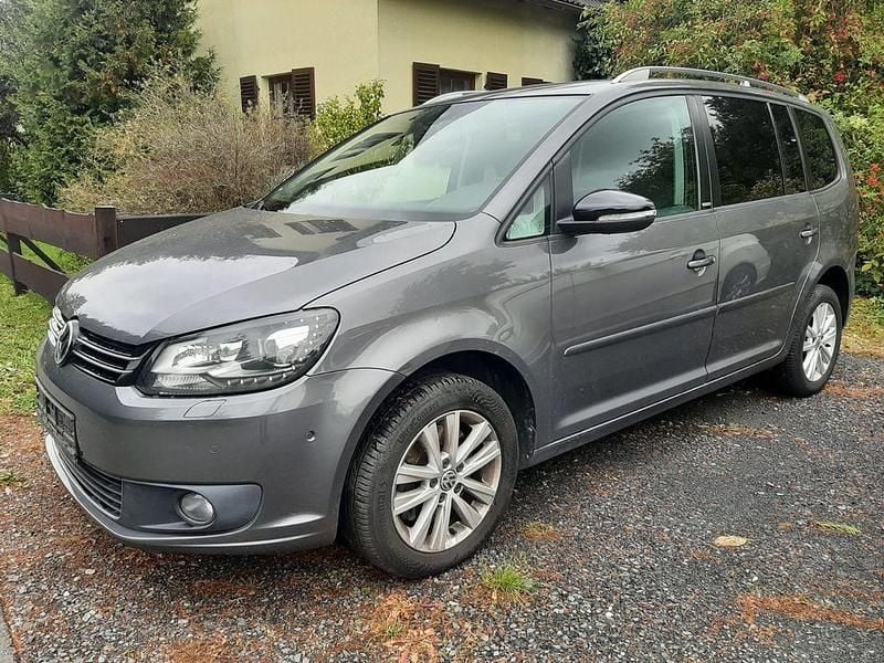 Grau Gebraucht 2011 VW Touran Van / Kleinbus | 5.100 € (Fairer Preis) - Bild 1/4