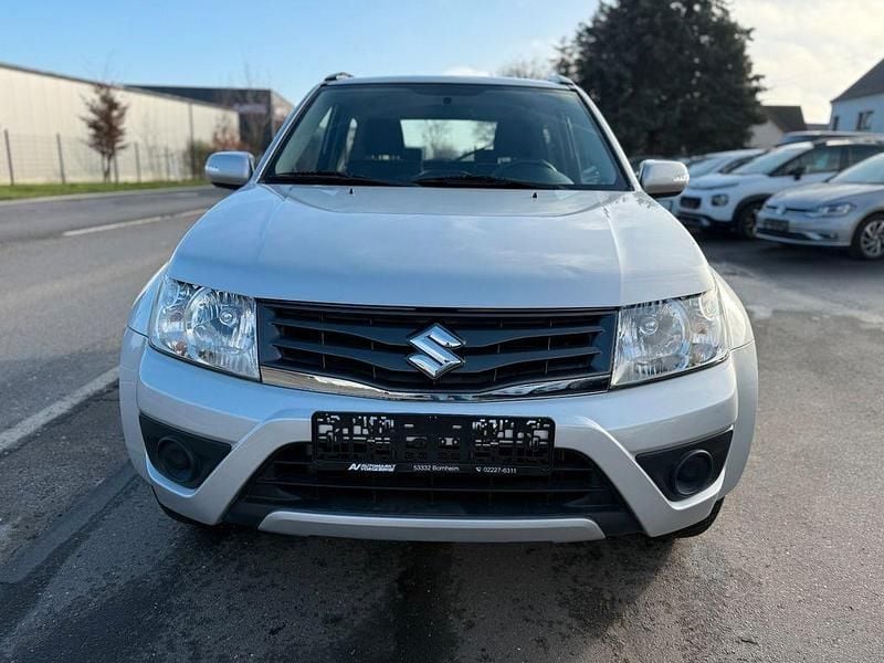 Gebraucht Suzuki Grand Vitara Comfort 166 PS (122 kW) 2013 Silber SUV