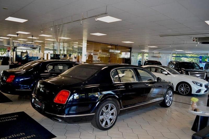 Schwarz Gebraucht 2011 Bentley Continental Flying Spur Limousine | 44.900 € (Teuer) - Bild 1/4