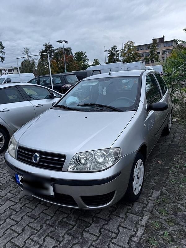 Beige Gebraucht 2004 Fiat Punto Coupé | 1.100 € - Bild 1/4