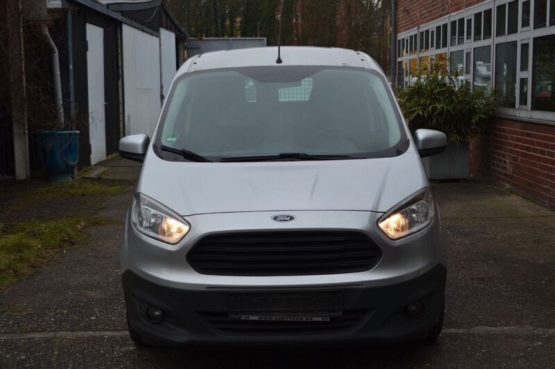 Silber Gebraucht 2015 Ford Transit Van / Kleinbus | 5.970 € (Fairer Preis) - Bild 1/4