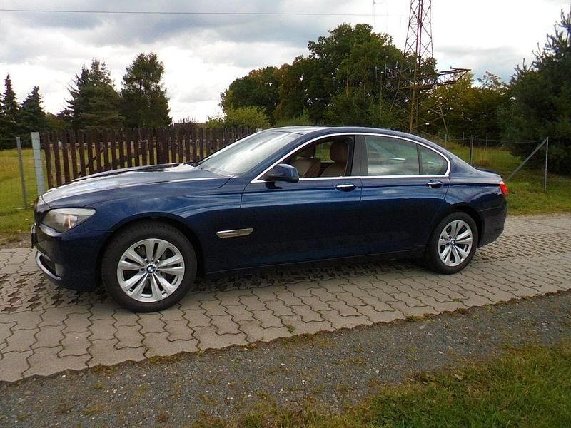 Gebraucht BMW 730 245 PS (180 kW) 2010 Blau Limousine
