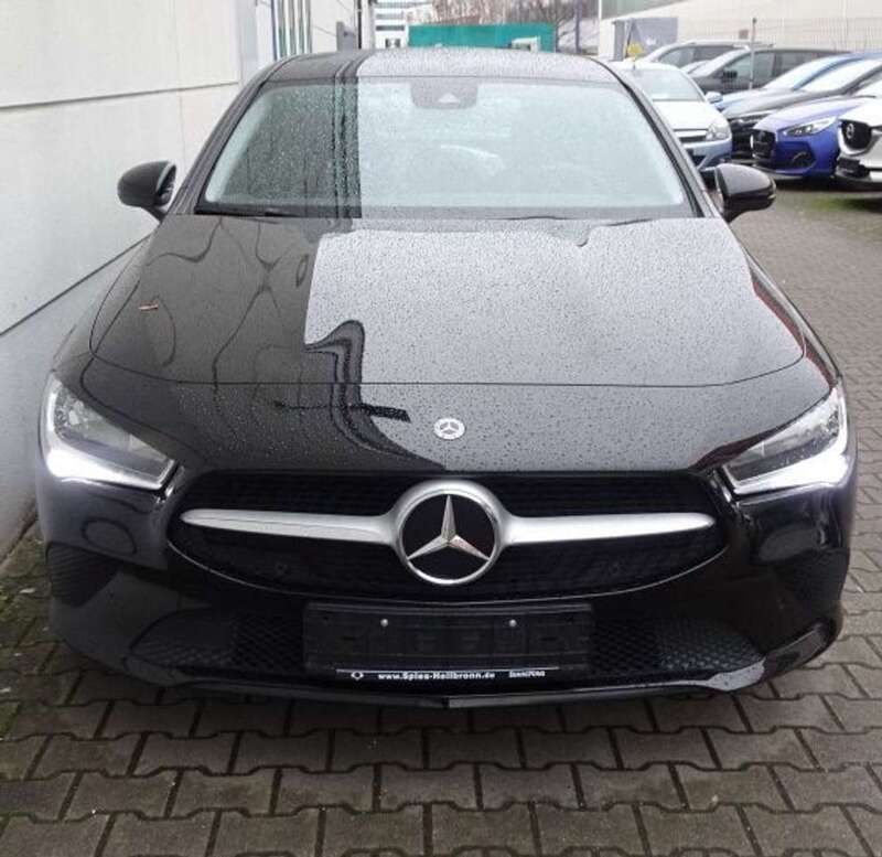 Gebraucht 2020 Mercedes CLA180 Shooting Brake Edition 1 Kombi | 20.000 € (Guter Preis) - Bild 1/4