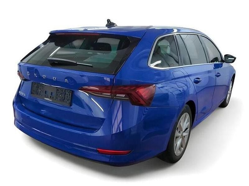 Usado Skoda Octavia First Edition 150 HP (110 kW) 2020 Azul Carrinha