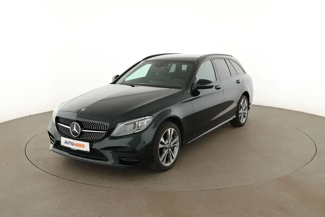 Gebraucht Mercedes C300 AMG line 245 PS (180 kW) 2019 Kombi